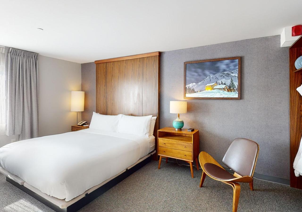 Park Peaks Hotel